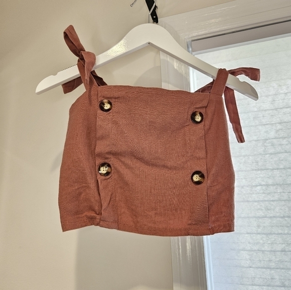 Monteau Crop top with button detail size S in mauve - Picture 5 of 7